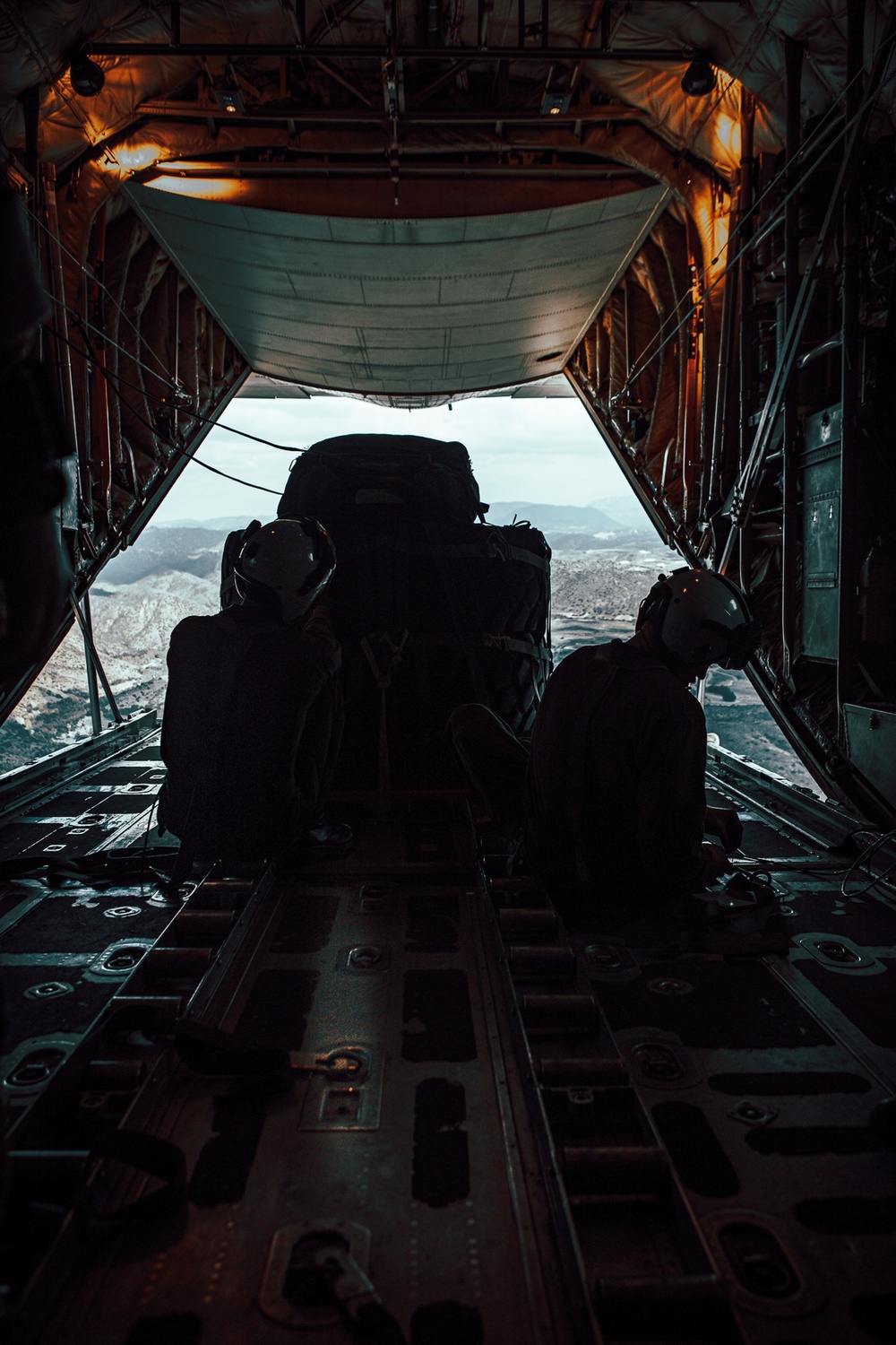 1st Radio Battalion Conducts Parachute Training