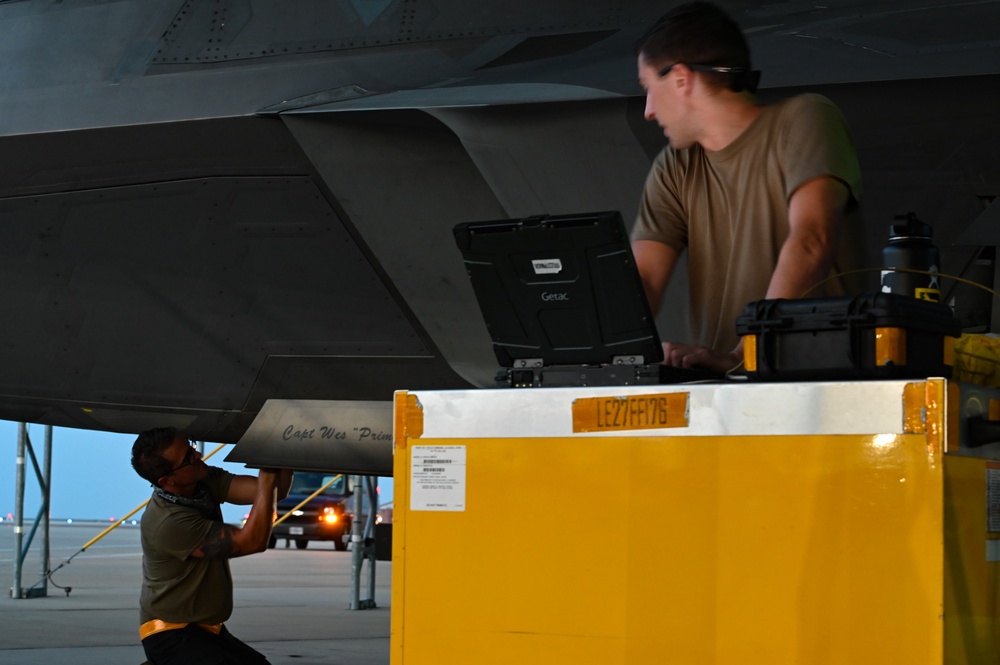 F-22s Practice Flying Night Ops