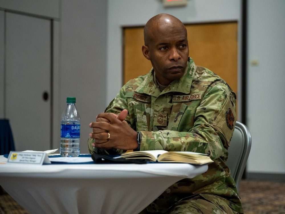 CMSAF Bass discusses diversity and inclusion with Team Dover