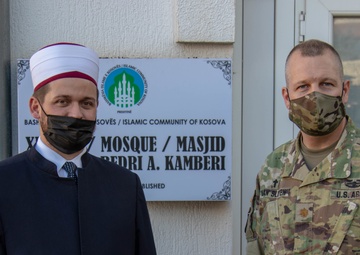 RC-E Chaplain speaks during Friday prayer