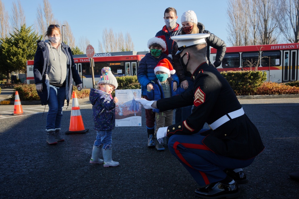 Marines collect toys for children in need