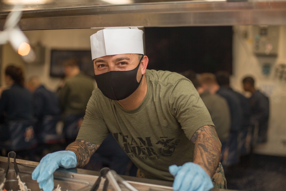 15th MEU Marines, Sailors celebrate Christmas aboard USS Makin Island