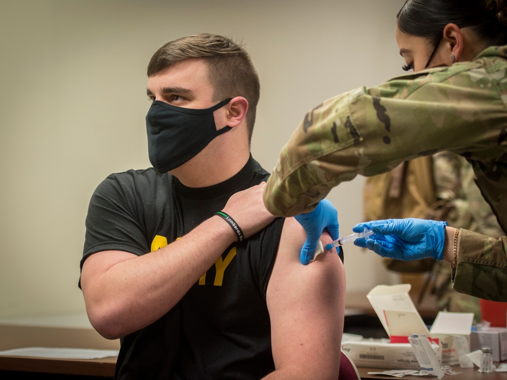 Connecticut Guard begins COVID-19 vaccinations