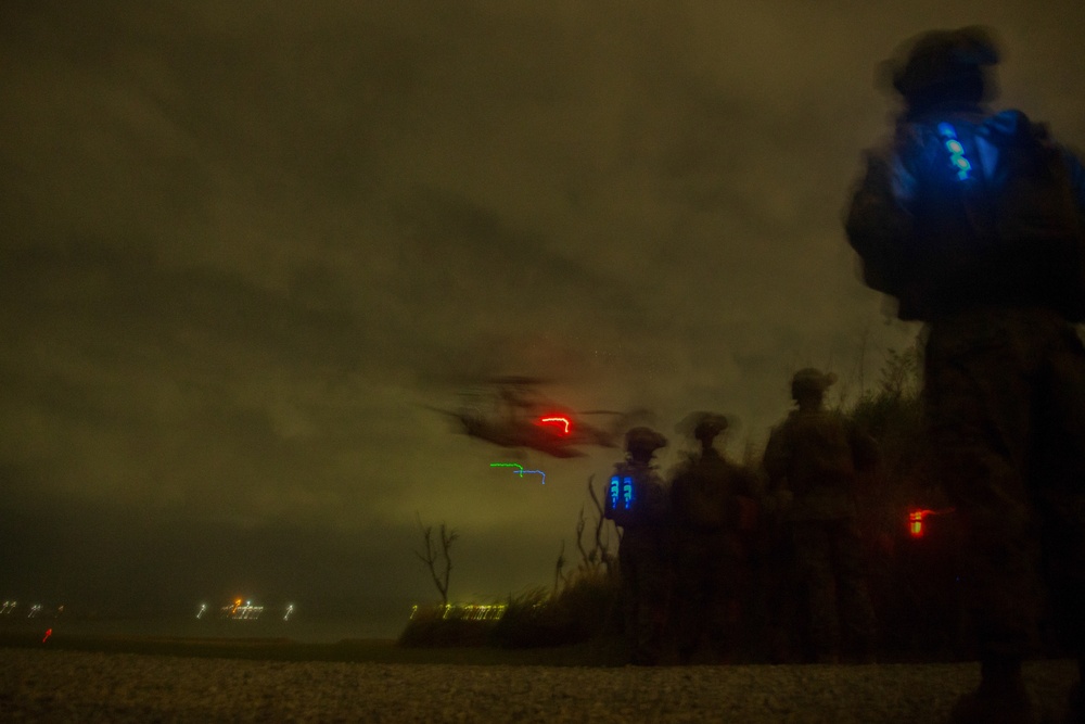 MEUEX - Helicopter Support Team Training