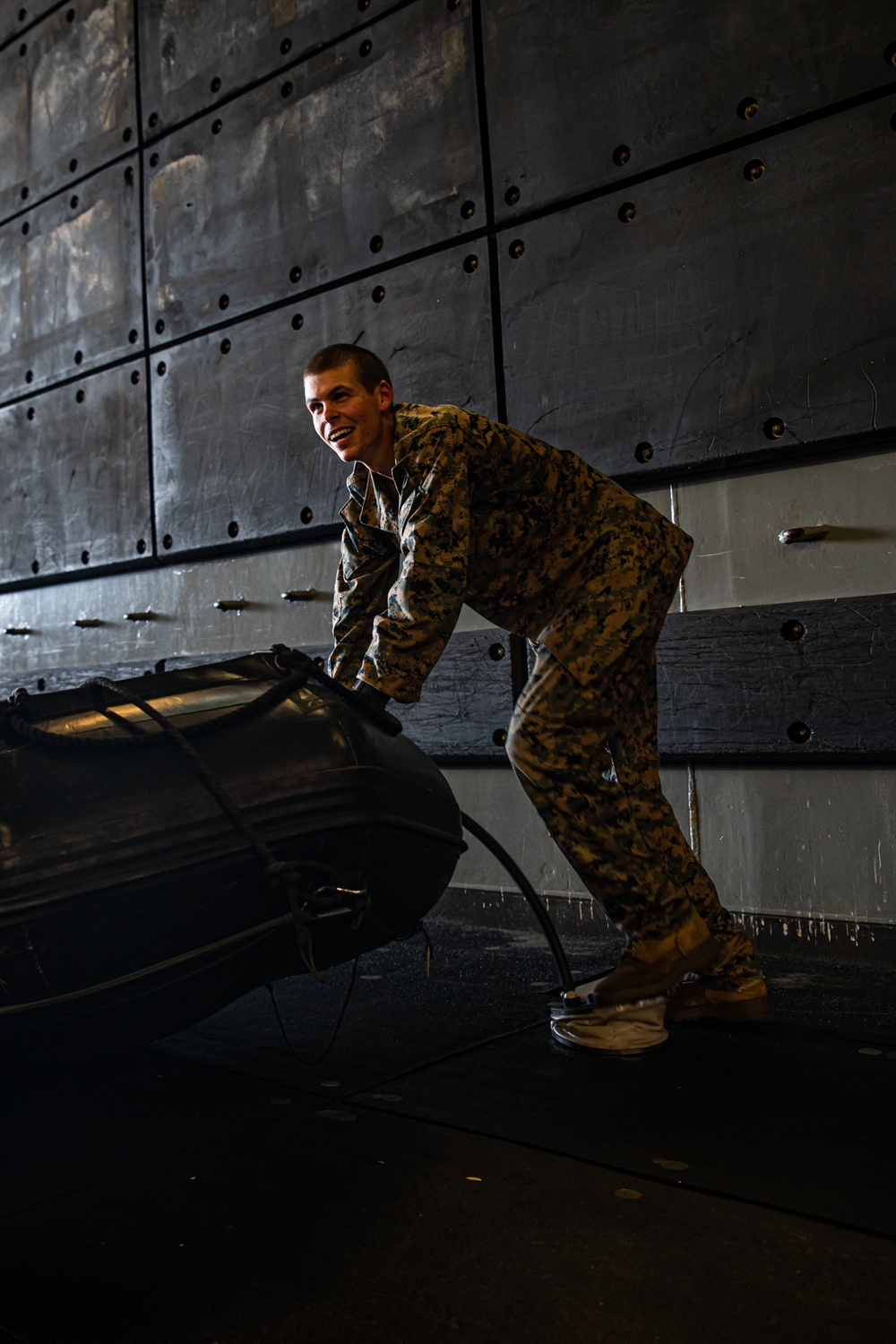 BLT 1/4 Marines prepare small boats for training aboard USS San Diego