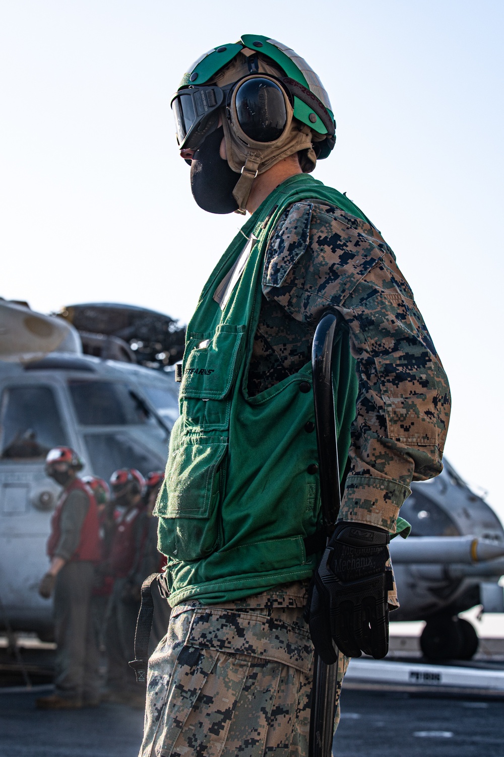 USS San Diego receives replenishment from USNS Guadalupe