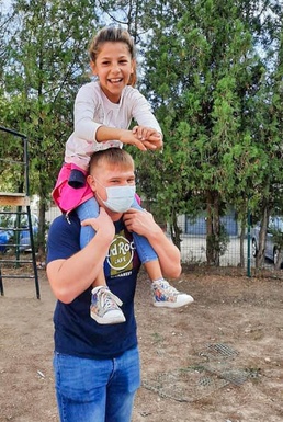 Alabama Guardsman Gives Extra For Local, Military Community