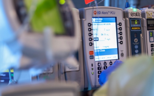 Medical service members support local California hospitals