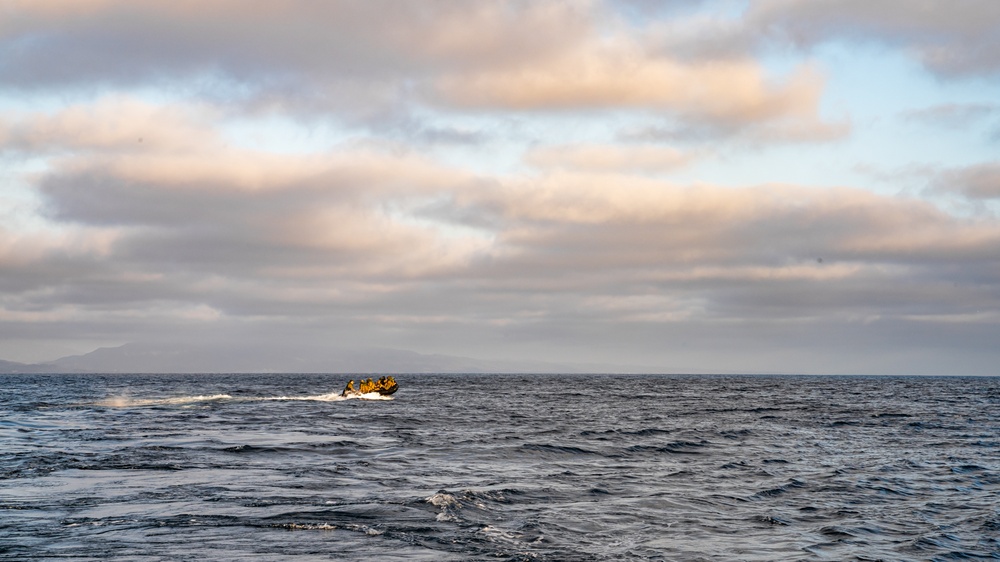 BLT 1/4 Marines depart USS San Diego for small boat raid training exercise