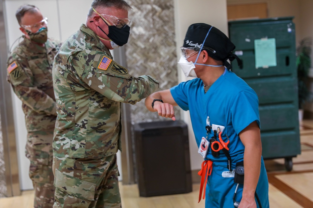 Maj. Gen. John King visits Community Regional Medical Center in Fresno, California