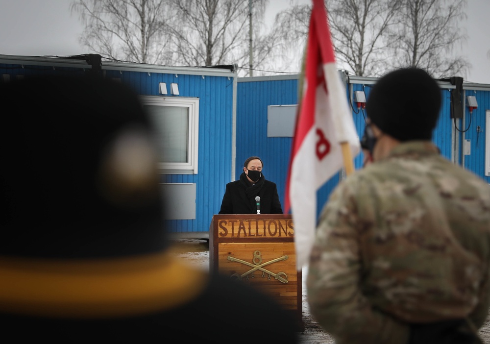 Lithuania welcomes 2-8 Cav. Reg. during uncasing ceremony
