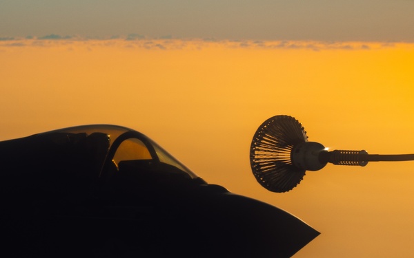 KC-135 fuels Operation Octave Quartz