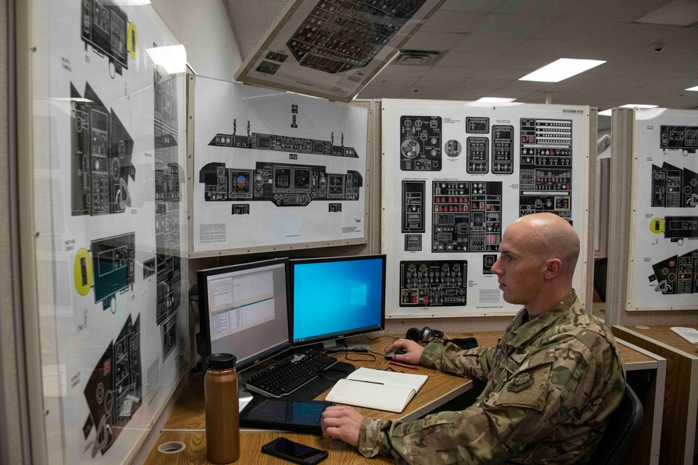 Training C-17 masters of the globe