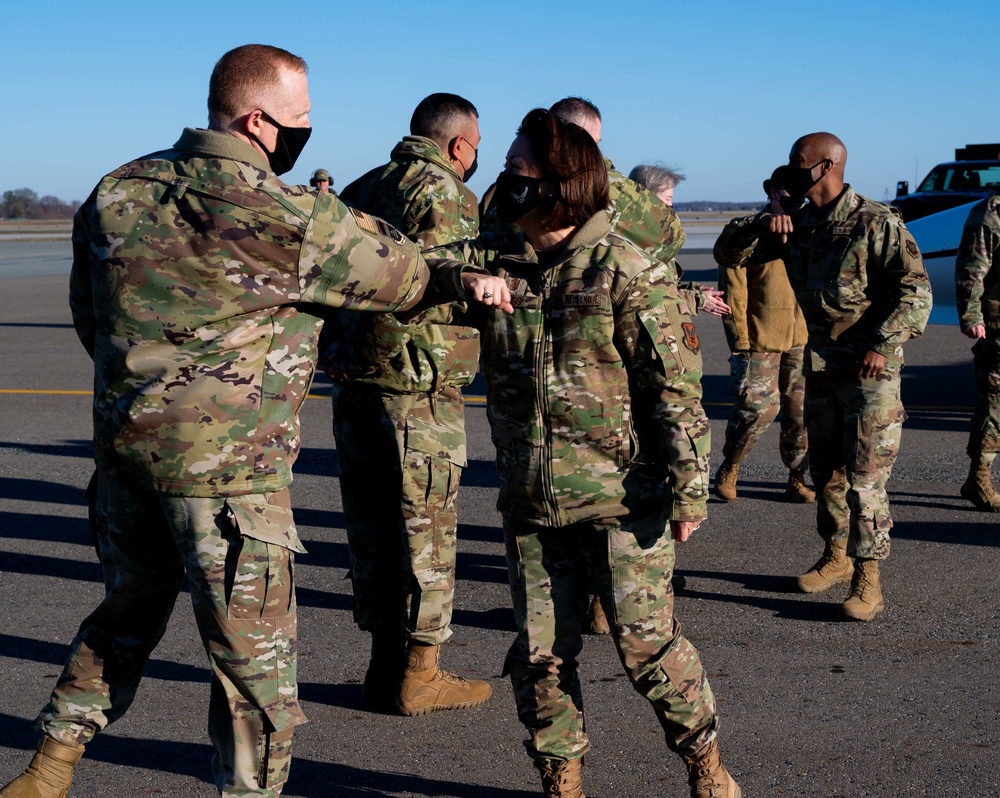 CMSAF greeted at Dover AFB