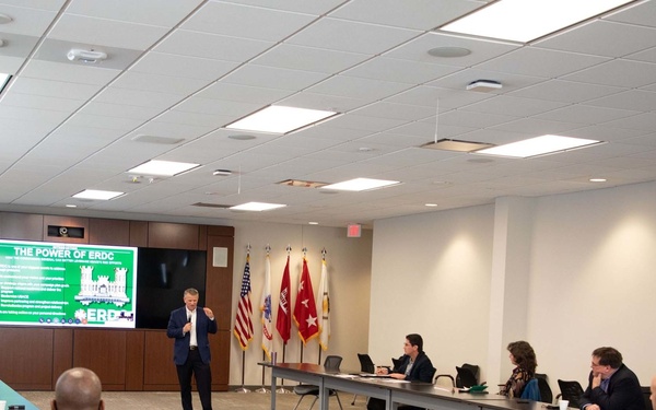 US Army Corps of Engineers leadership visits US Army Engineer Research and Development Center