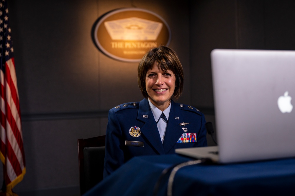 Maj Gen Crider of USSF Participates in 5G Summit