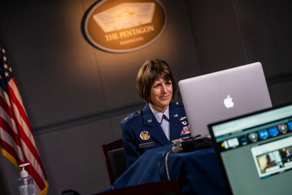 Maj Gen Crider of USSF Participates in 5G Summit