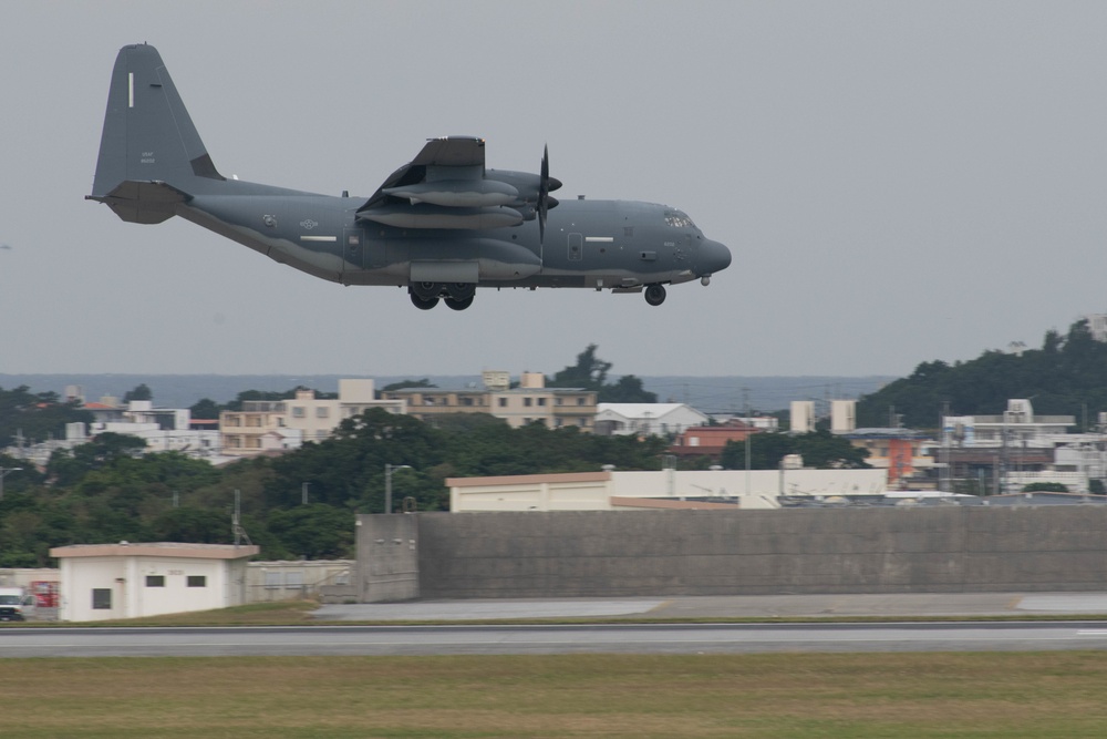 353 SOG conducts formation flights