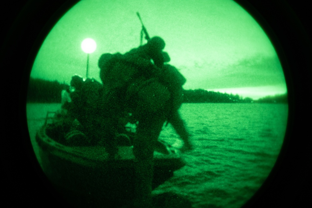 Swedish Home Guard Train With U.S. Army Special Forces