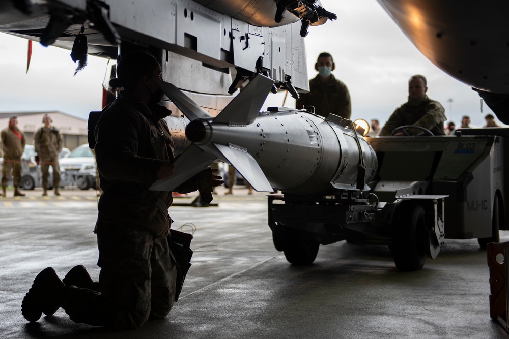 Liberty load crews compete for yearly title