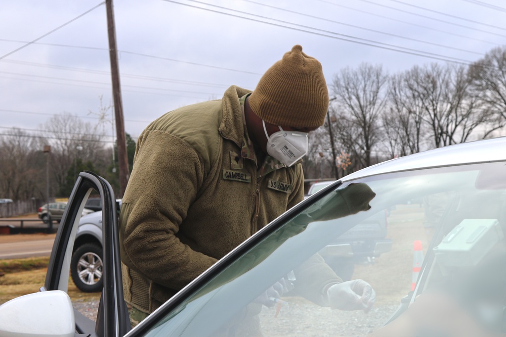 Preparing to Give the Vaccine