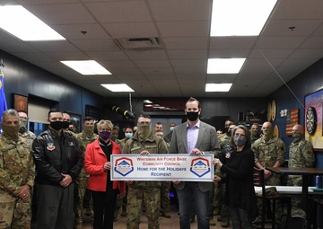 Airmen sponsored home during season of surprises