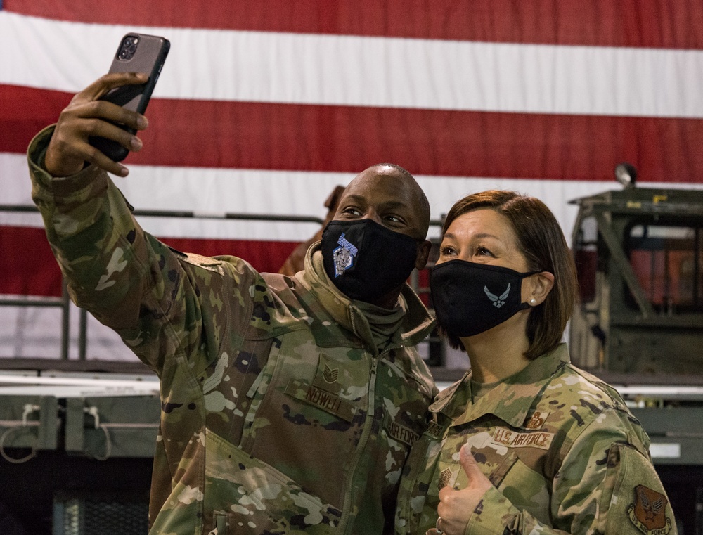 CMSAF engages with Dover Total Force Airmen