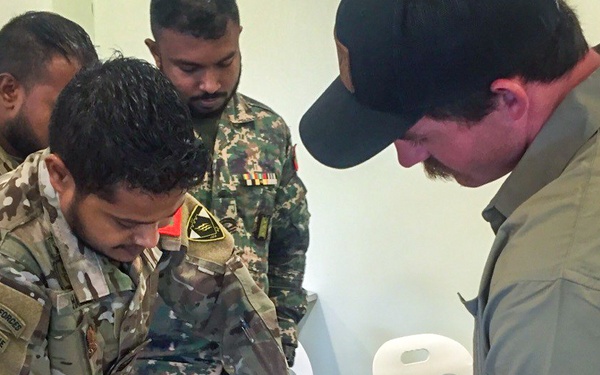 US, Maldives Share Experiences During Military-to-Military Contact