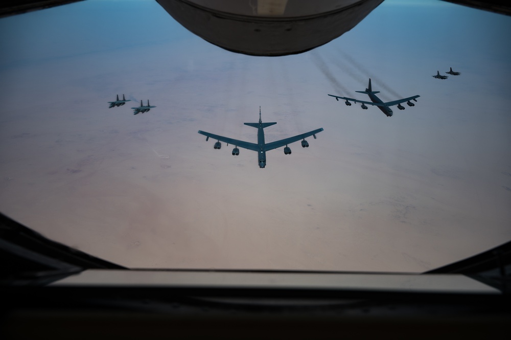 Fighters escort bombers through CENTCOM