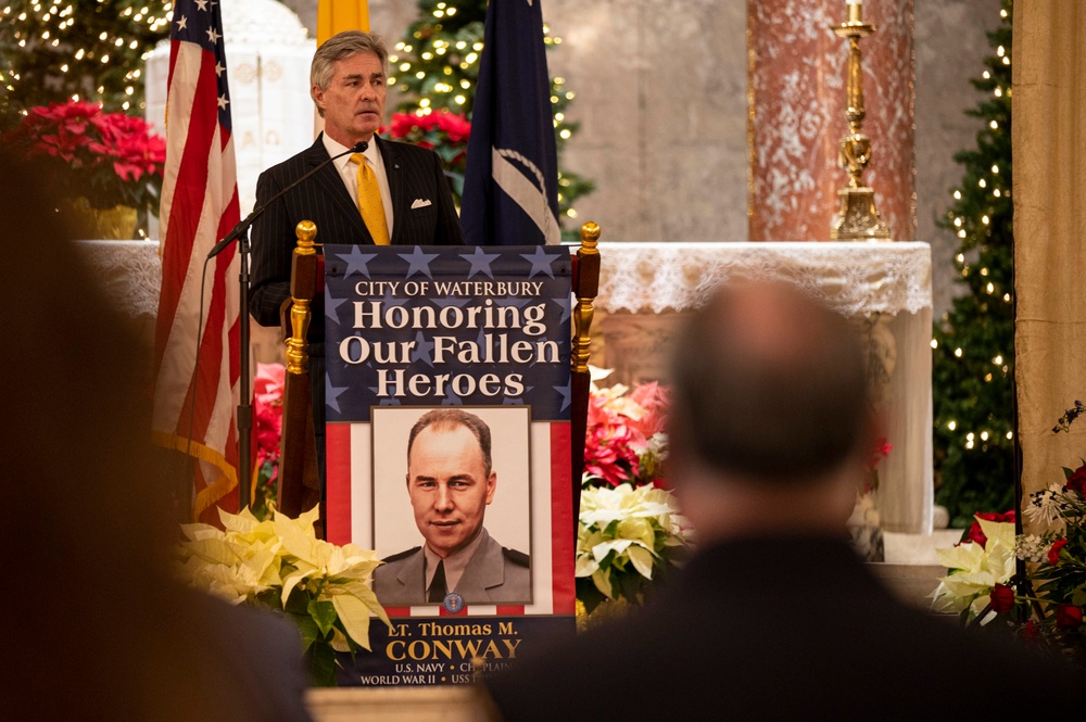 SECNAV Awards Lt. Conway Navy Cross