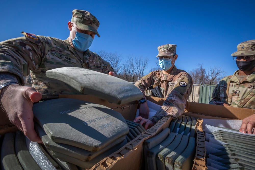 1-114th Infantry deploys