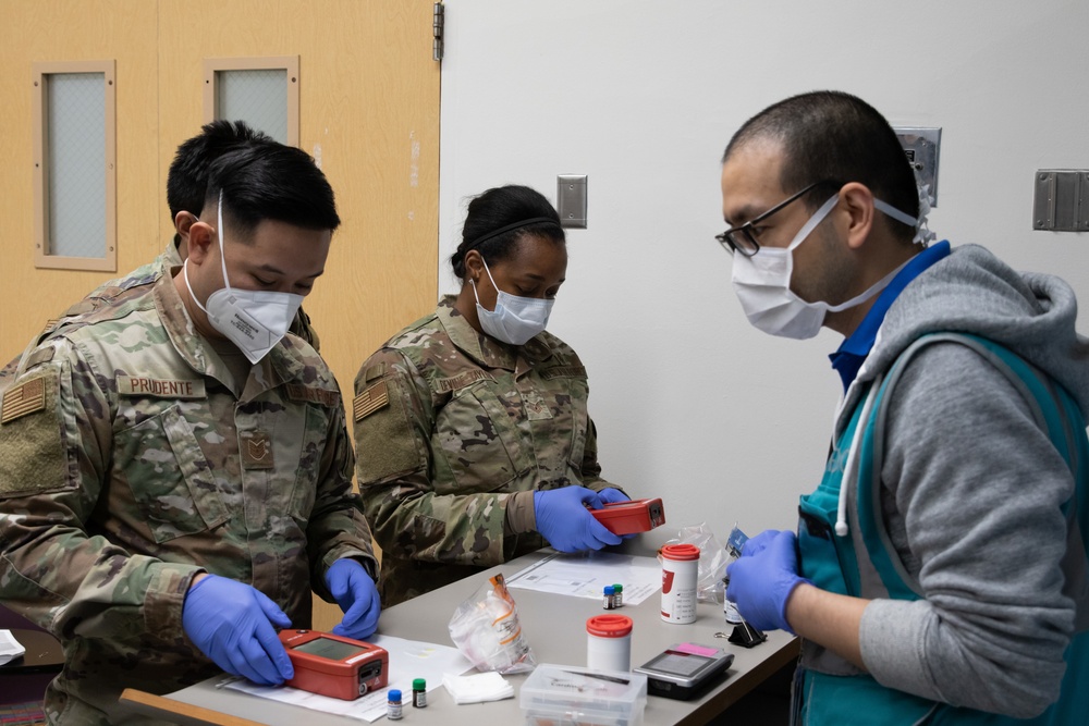 U.S. Air Force medical personnel attend training in California