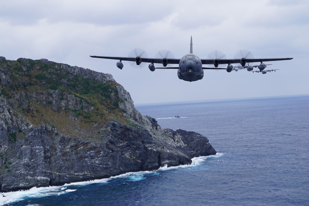 1st Special Operations Squadron Formation Flight