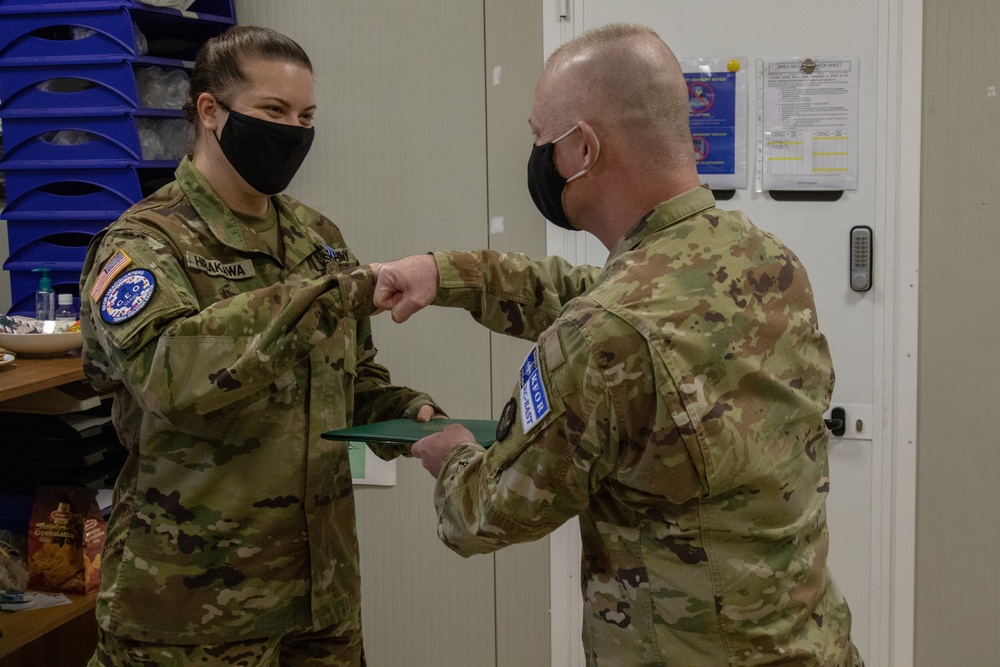 Hirakawa receives award