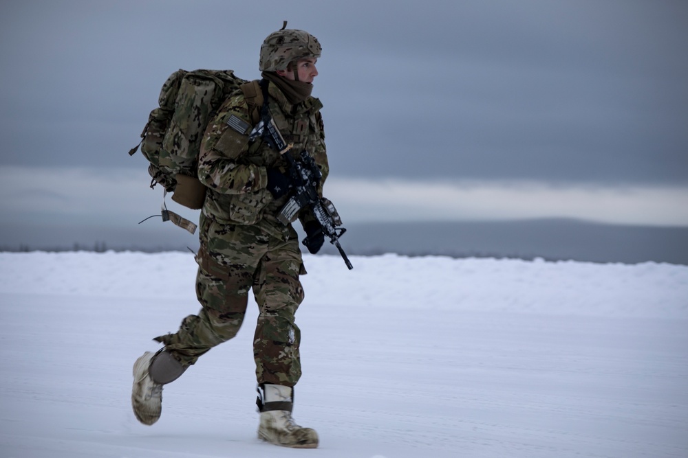 VMGR-152 Alaskan Winter: 509th Paratroopers