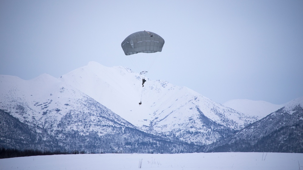 VMGR-152 Alaskan Winter: Early Morning Air-Drops