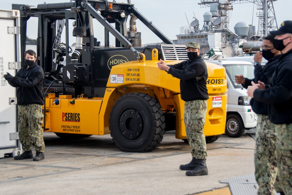 USS Ronald Reagan (CVN 76) Sailors conduct a training exercises