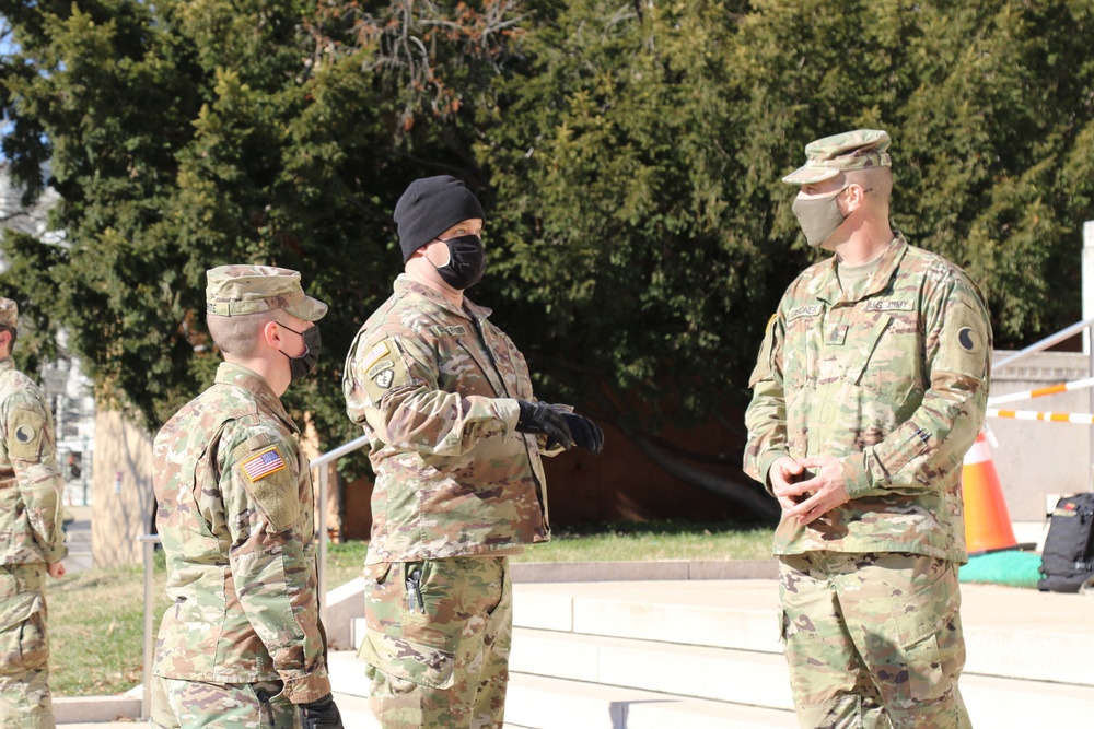 229th BEB Soldiers stand guard in DC, visit with senior leaders