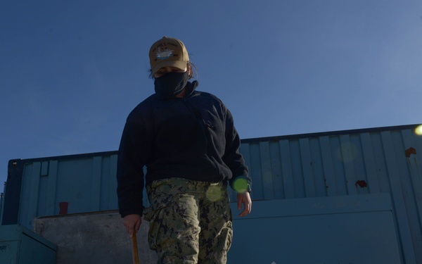 Sailors scrub pad eyes