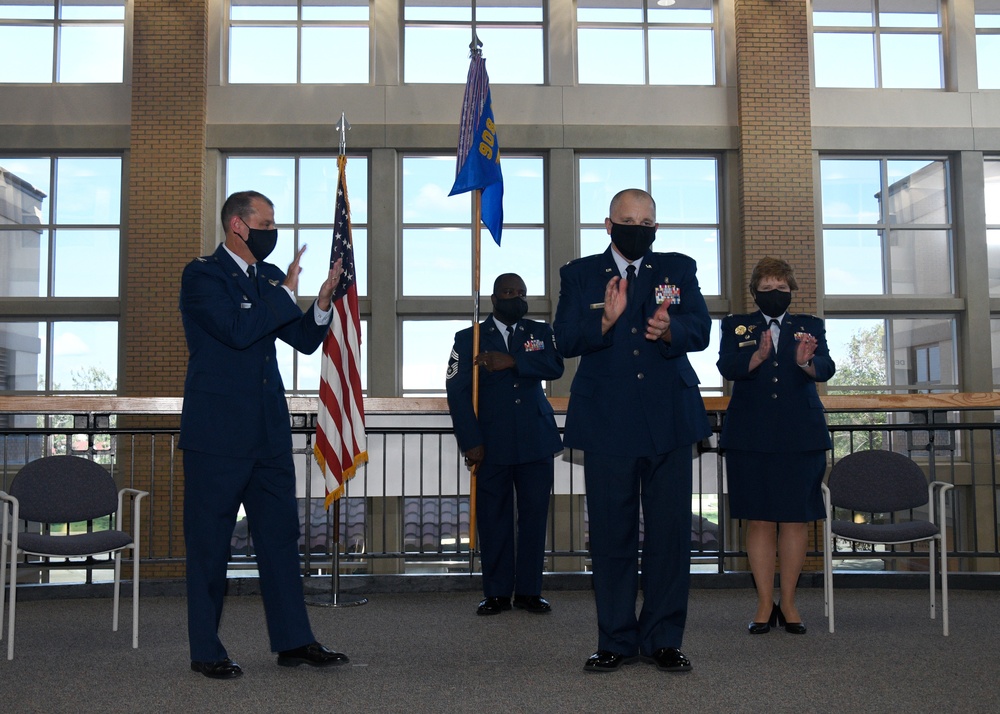 908th AW Welcomes New Aeromedical Staging Squadron Commander