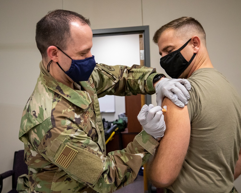 67th MEB Soldiers receive COVID-19 vaccine