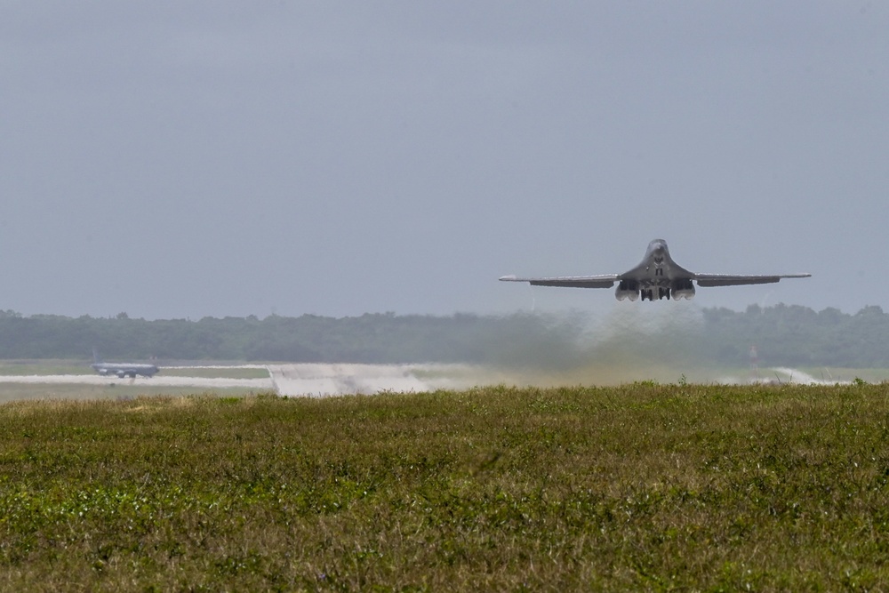 B-1B Lancers carry out Bomber Task Force mission