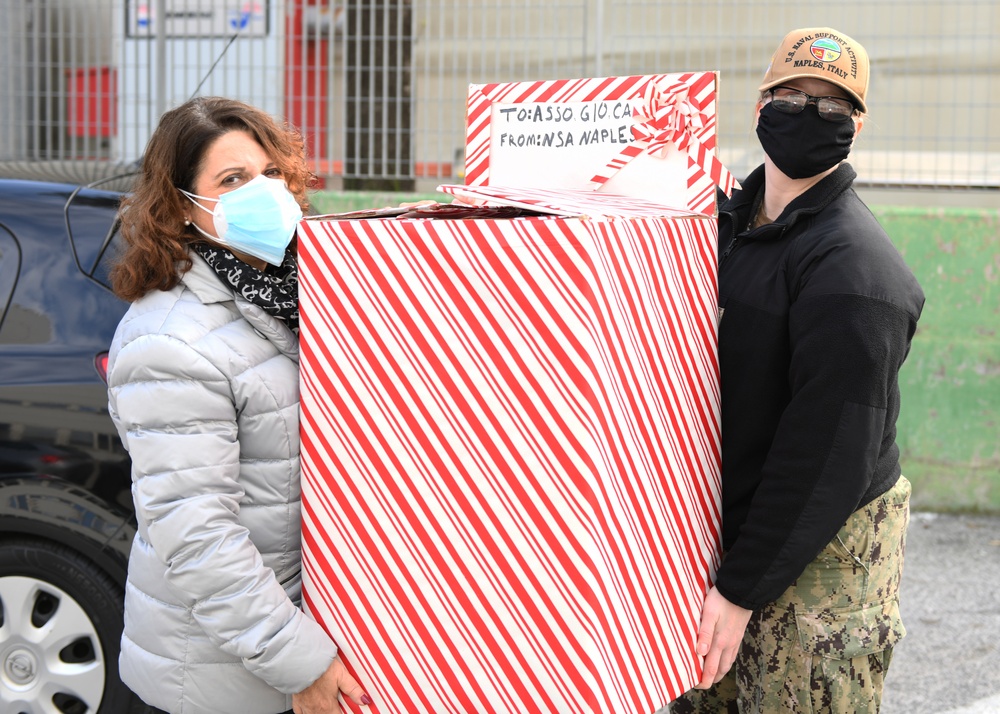 NSA Naples Community Donates Toys to Local Italian Community