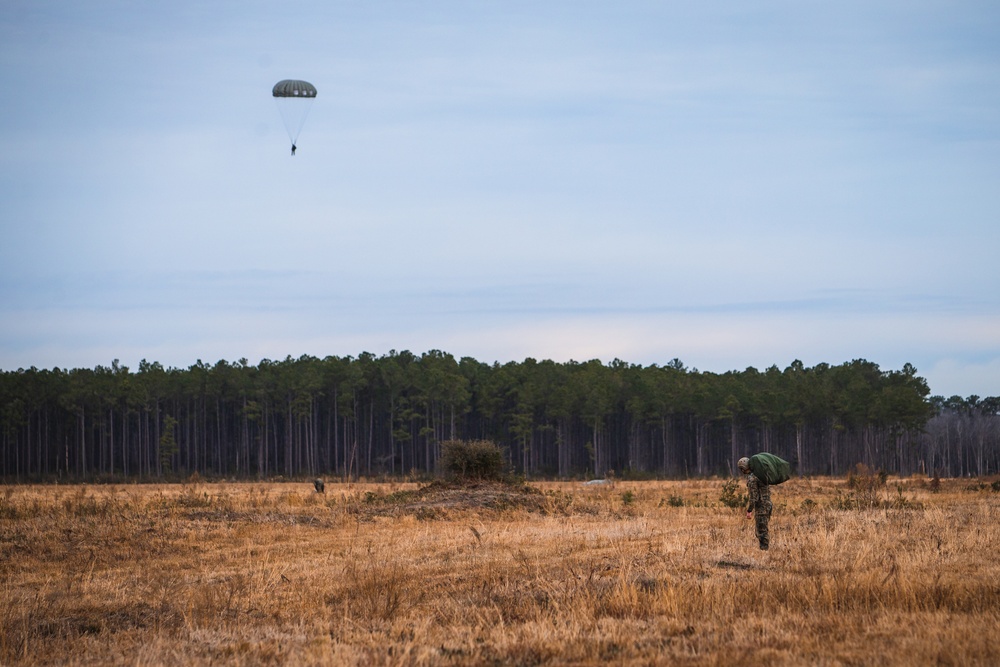 Air Delivery Marines Airborne Operations