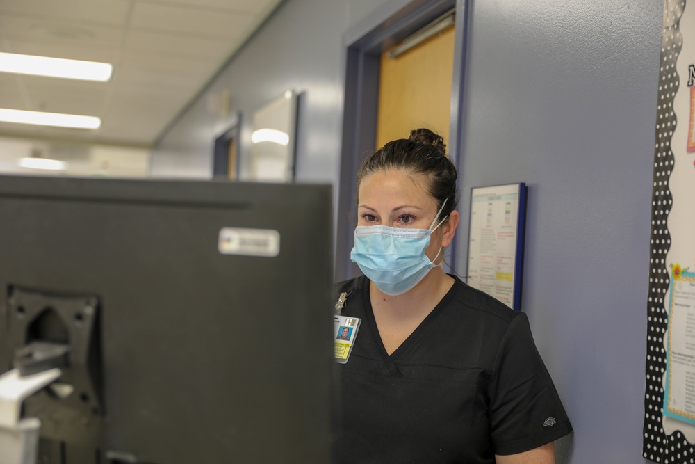 Army Nurses serve in California Hospital