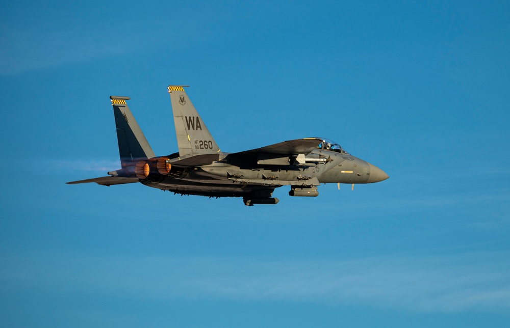 Nellis AFB take-offs and landings