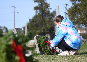 11-Year-Old Funds 1,100 Remembrance Wreaths
