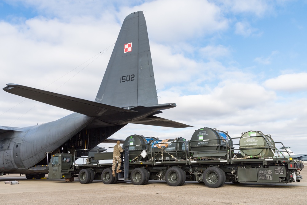 Dover AFB enables Polish, U.S. alliance