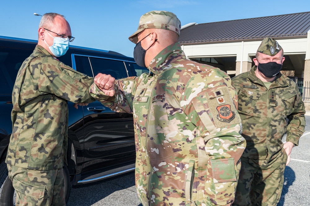 Dover AFB enables Polish, U.S. alliance