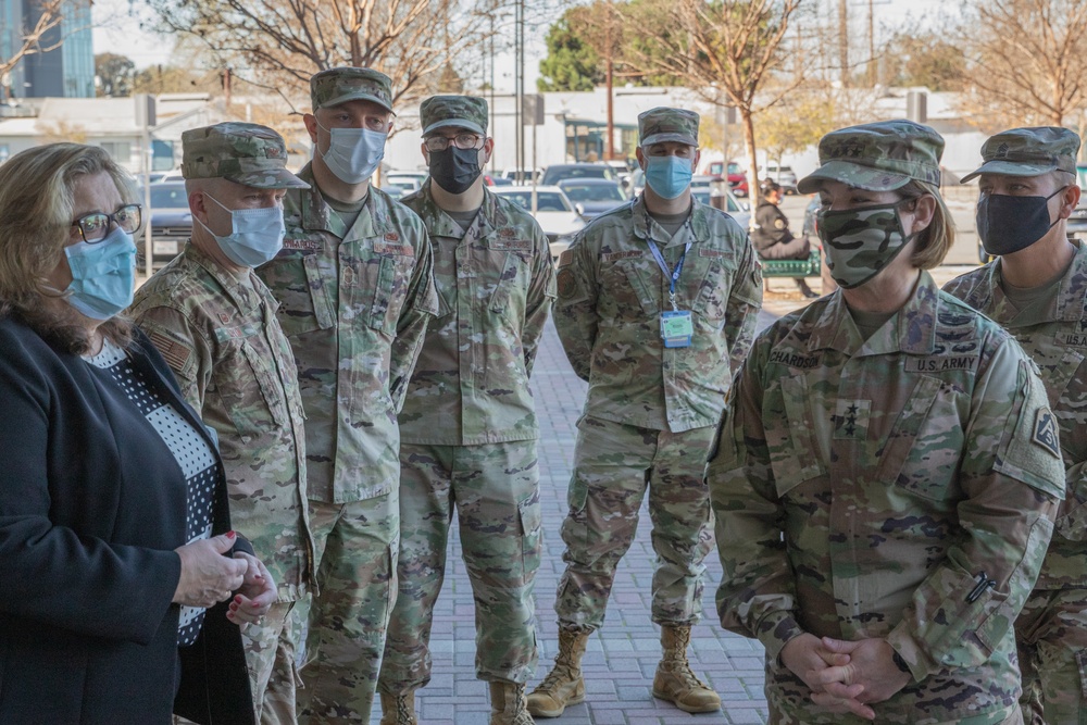 U.S. Army North leadership visits Harbor-UCLA Medical Center